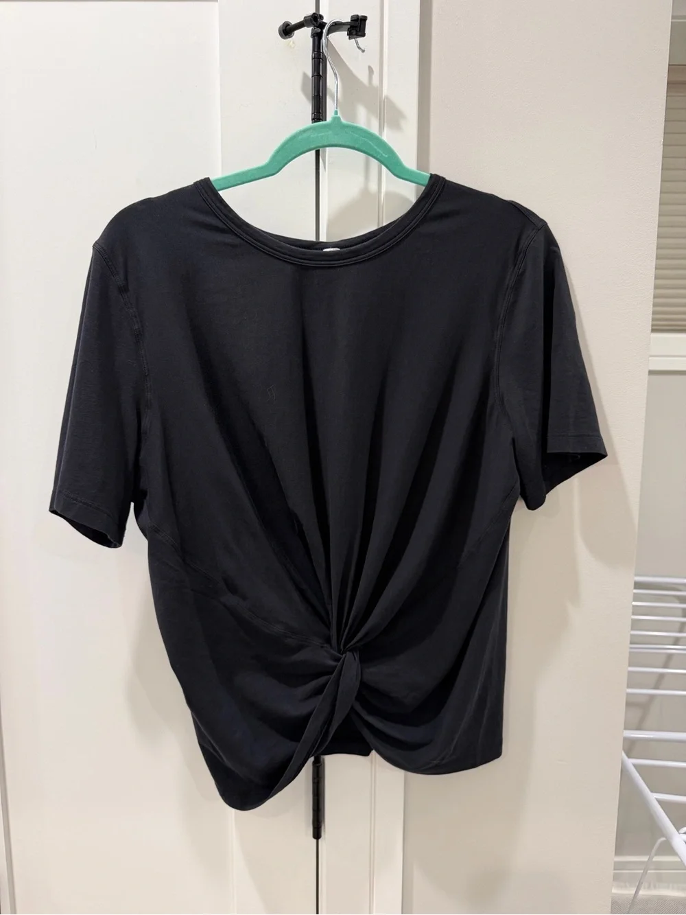 Lululemon Crescent T-Shirt Black Size 10